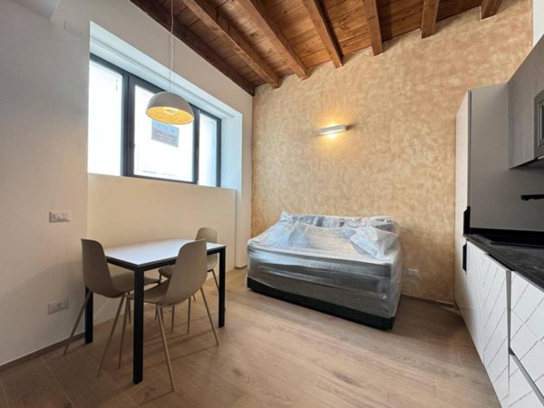 appartamento in vendita a Milano in zona Sempione
