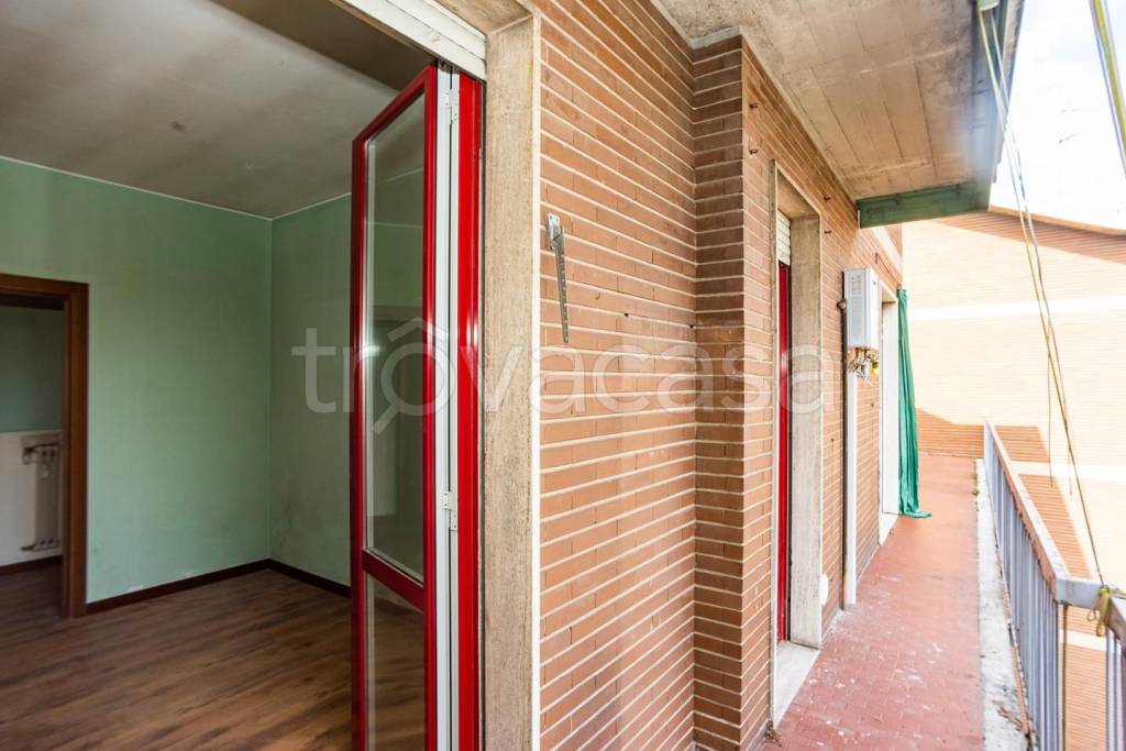 appartamento in vendita a Milano in zona Rogoredo