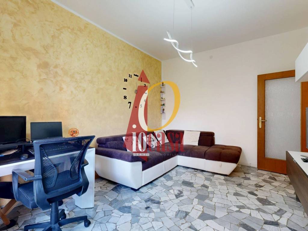 appartamento in vendita a Milano in zona Corvetto