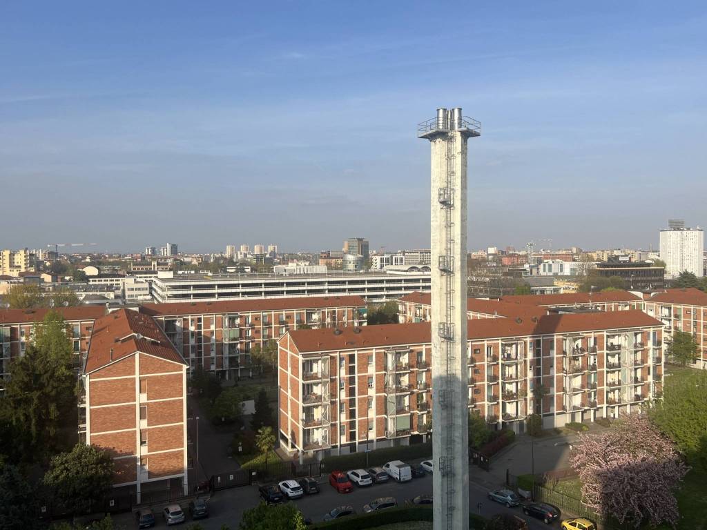 appartamento in vendita a Milano in zona Gallaratese