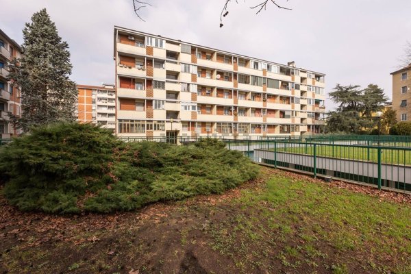 appartamento in vendita a Milano in zona Forlanini