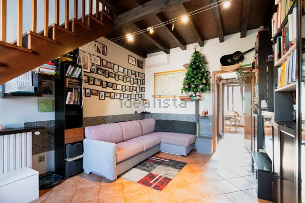 appartamento in vendita a Milano in zona Loreto