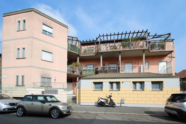 appartamento in vendita a Milano in zona Garegnano