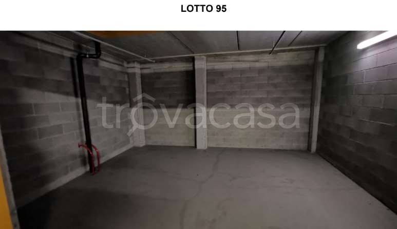 appartamento in vendita a Milano in zona Dergano