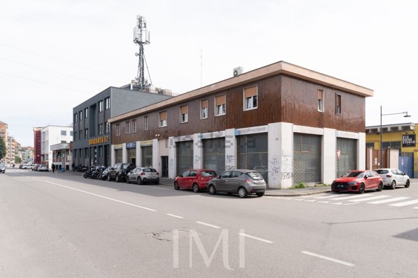 negozio in vendita a Milano