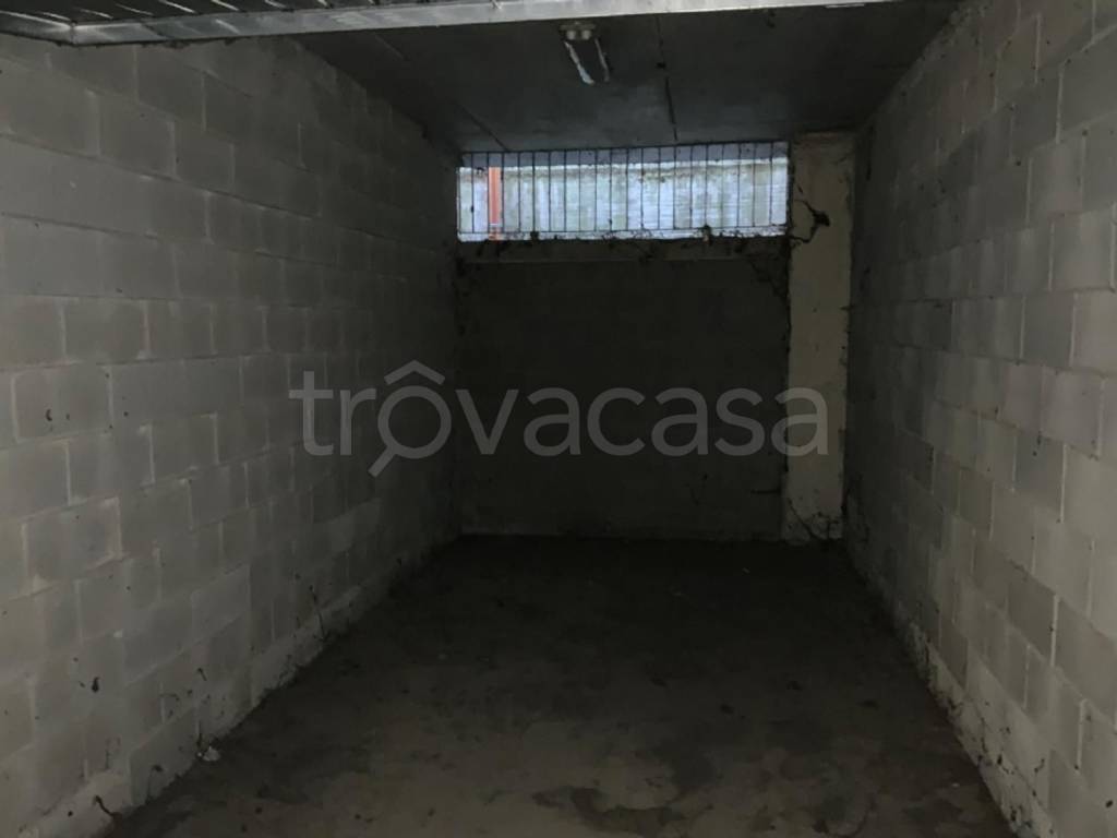 appartamento in vendita a Milano in zona Sant'Ambrogio
