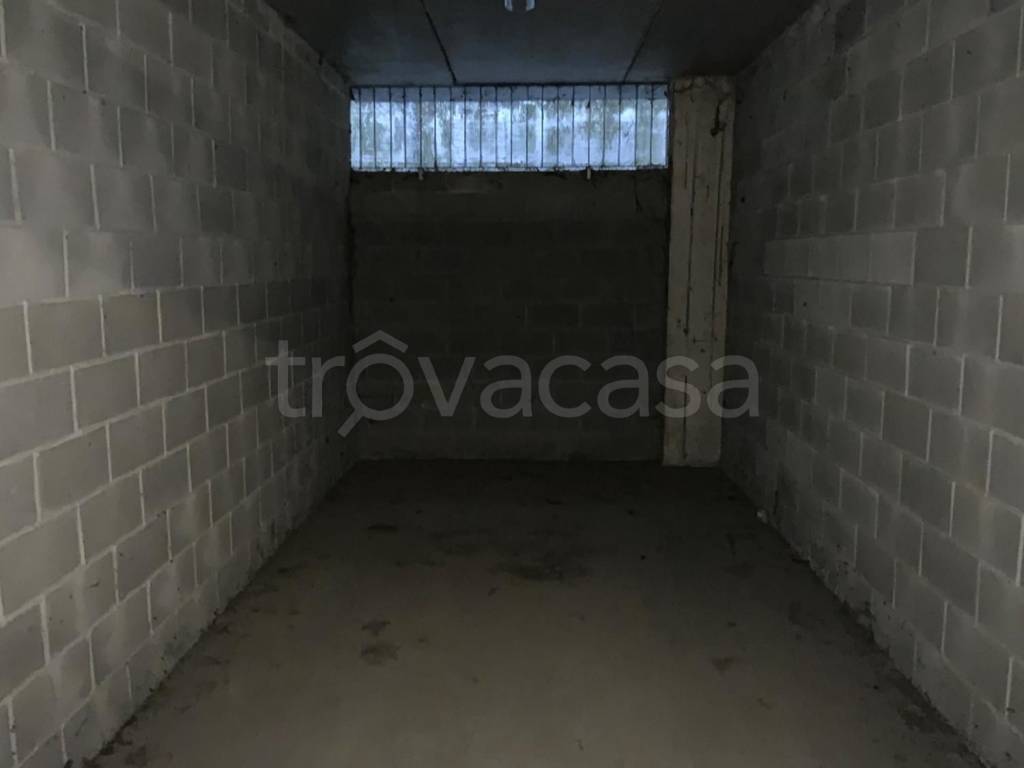 appartamento in vendita a Milano in zona Sant'Ambrogio