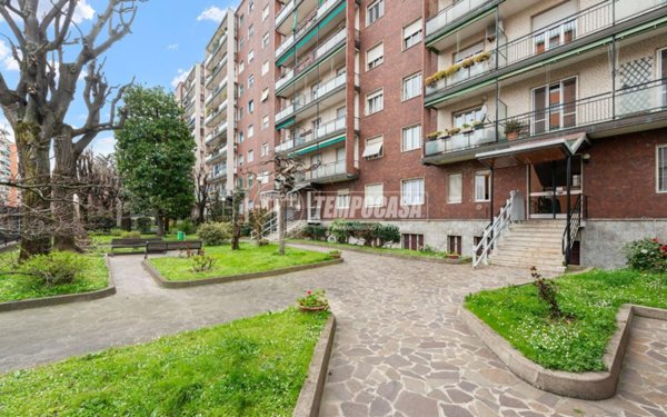 appartamento in vendita a Milano in zona Città Studi
