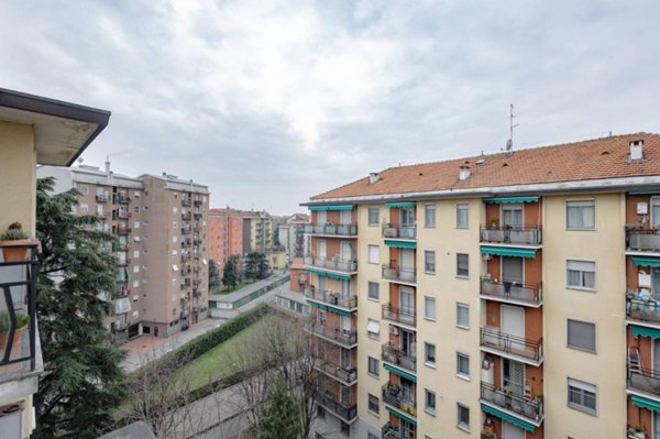 appartamento in vendita a Milano in zona Crescenzago