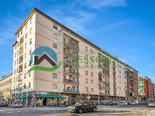 appartamento in vendita a Milano in zona Quarto Oggiaro