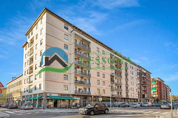 appartamento in vendita a Milano in zona Quarto Oggiaro