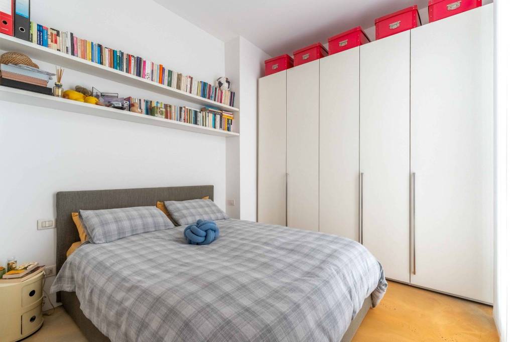 appartamento in vendita a Milano in zona Bocconi