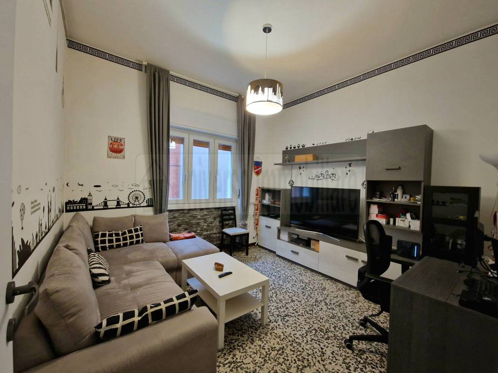appartamento in vendita a Milano in zona Ronchetto sul Naviglio