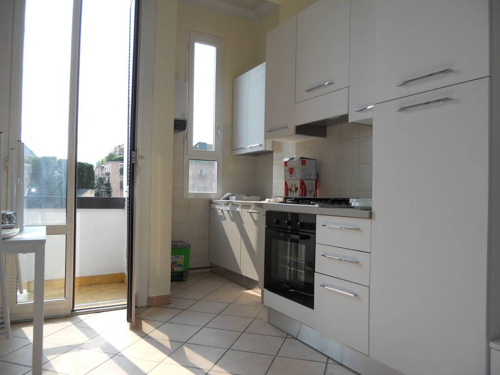 appartamento in vendita a Milano in zona Città Studi