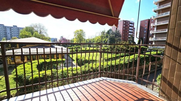 appartamento in vendita a Milano in zona Ronchetto sul Naviglio