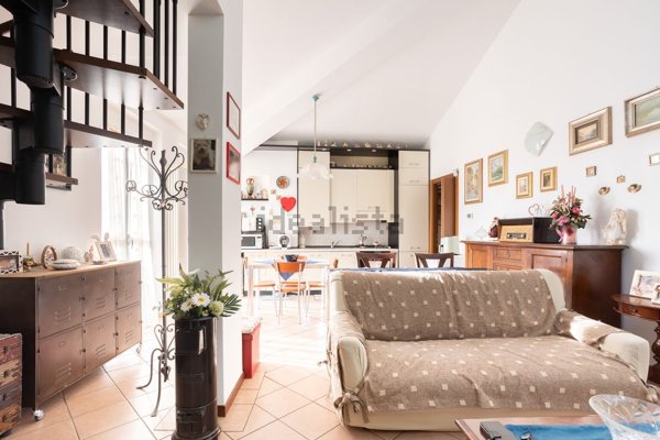 appartamento in vendita a Milano in zona Quarto Oggiaro