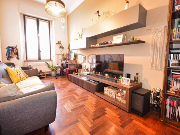 appartamento in vendita a Milano in zona Casoretto