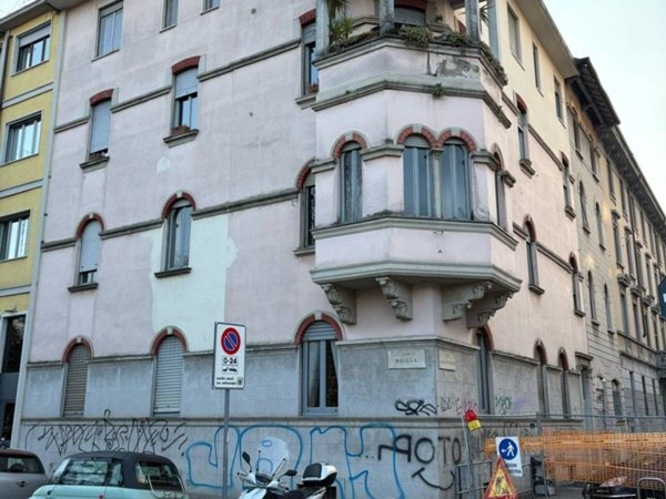 appartamento in vendita a Milano in zona Bocconi