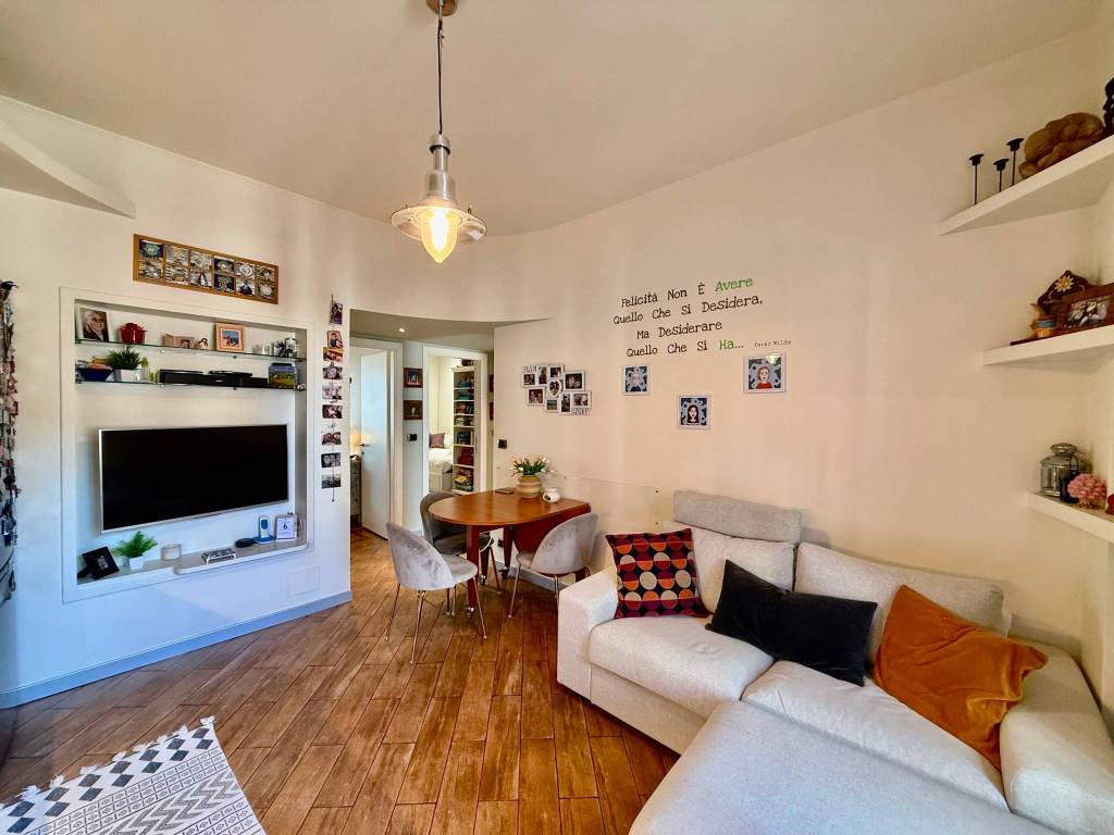 appartamento in vendita a Milano in zona Villapizzone