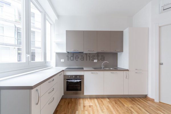 appartamento in vendita a Milano in zona Corvetto