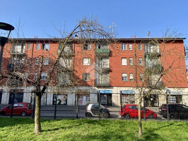 appartamento in vendita a Milano in zona Baggio