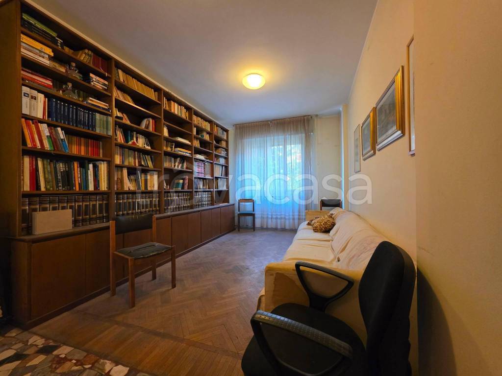 appartamento in vendita a Milano in zona Maggiolina