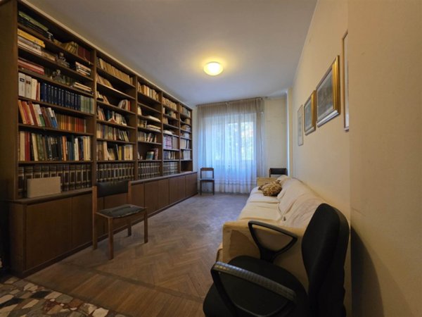 appartamento in vendita a Milano in zona Maggiolina