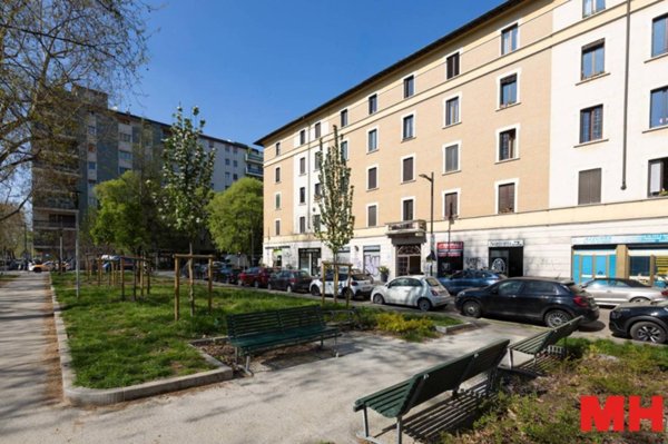 appartamento in vendita a Milano in zona Sempione