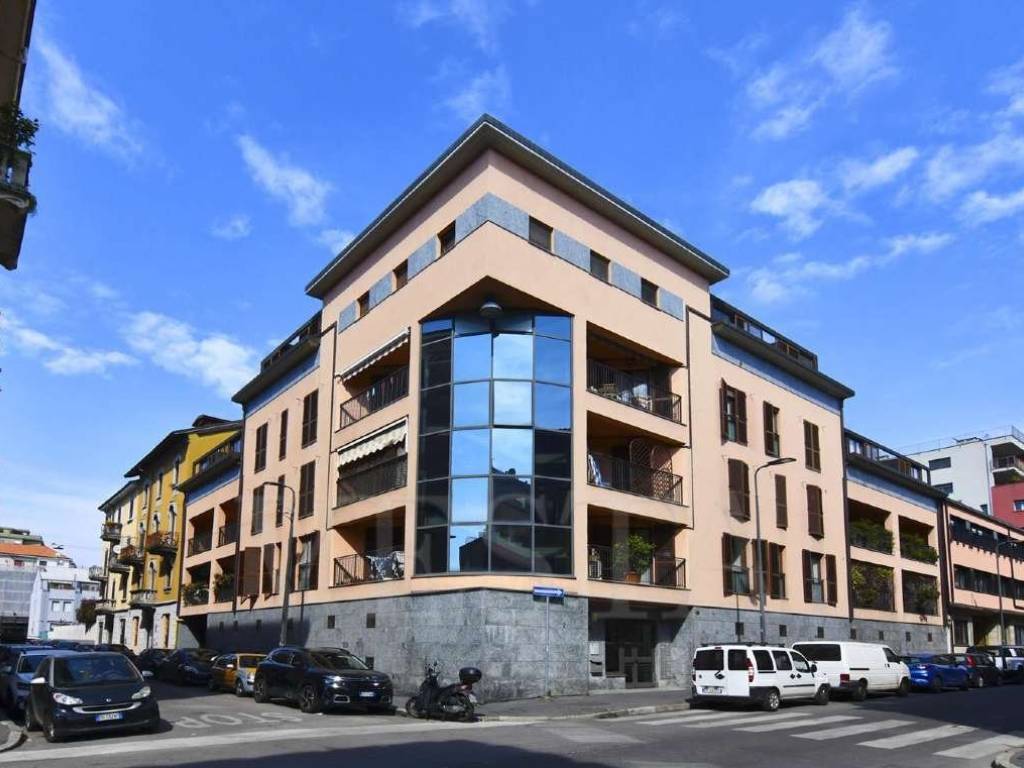 appartamento in vendita a Milano in zona Gorla