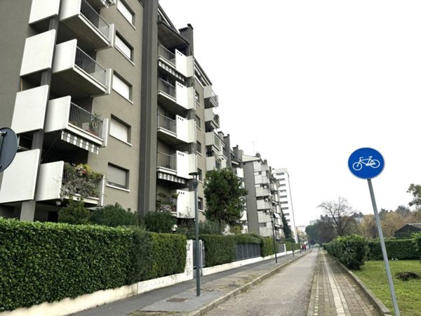 appartamento in vendita a Milano in zona Quarto Cagnino