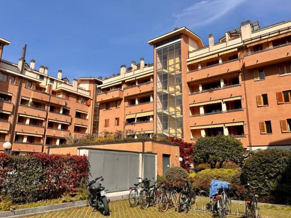 appartamento in vendita a Milano in zona Niguarda