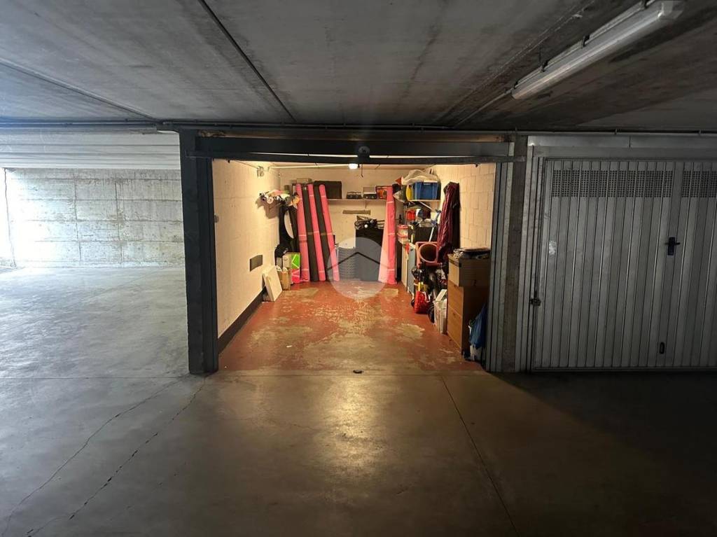 locale di sgombero in vendita a Milano in zona San Siro