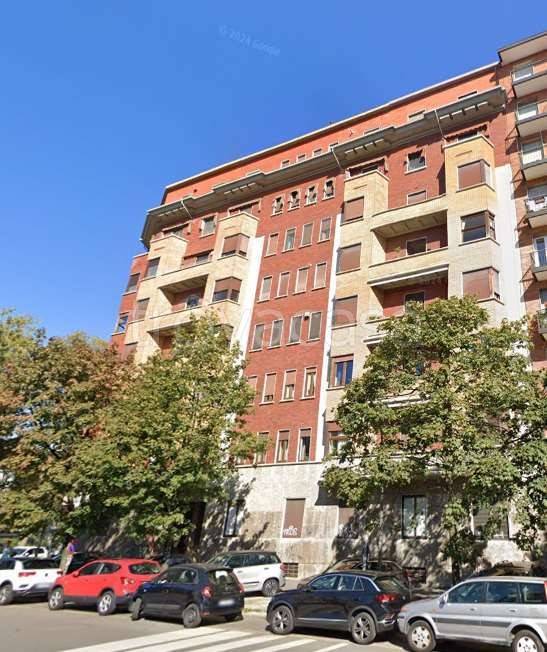 appartamento in vendita a Milano in zona Solari
