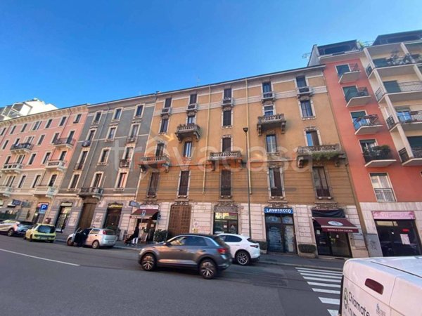 appartamento in vendita a Milano in zona Forze Armate