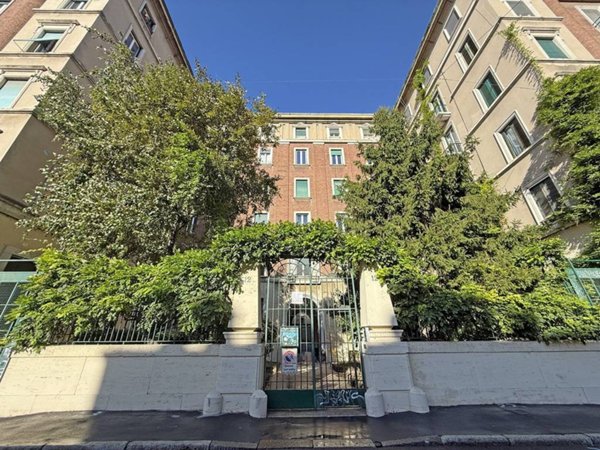 appartamento in vendita a Milano in zona Porta Genova