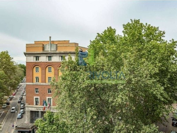 appartamento in vendita a Milano in zona Città Studi