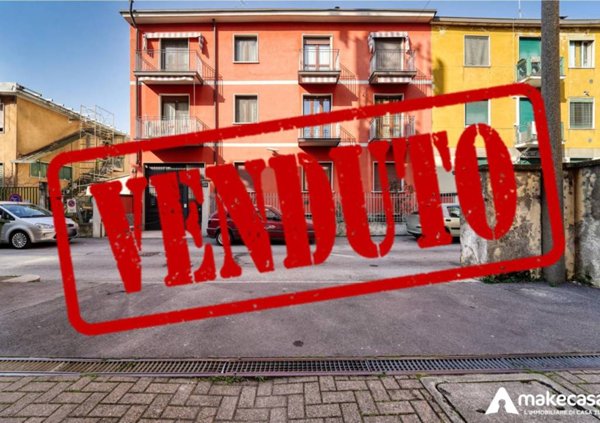 appartamento in vendita a Milano in zona Ponte Lambro