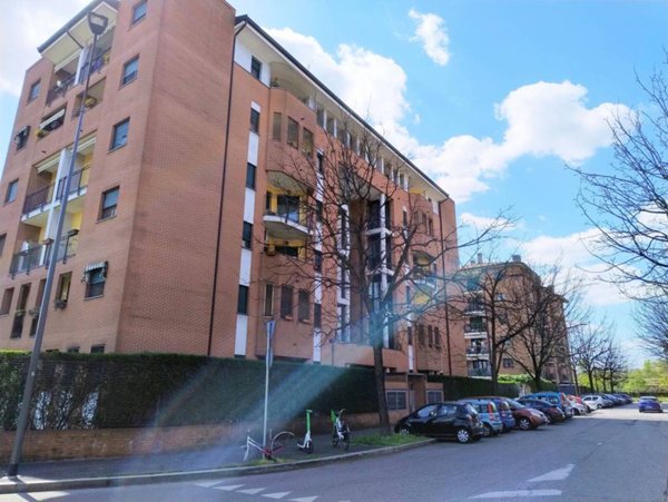 appartamento in vendita a Milano in zona Forlanini
