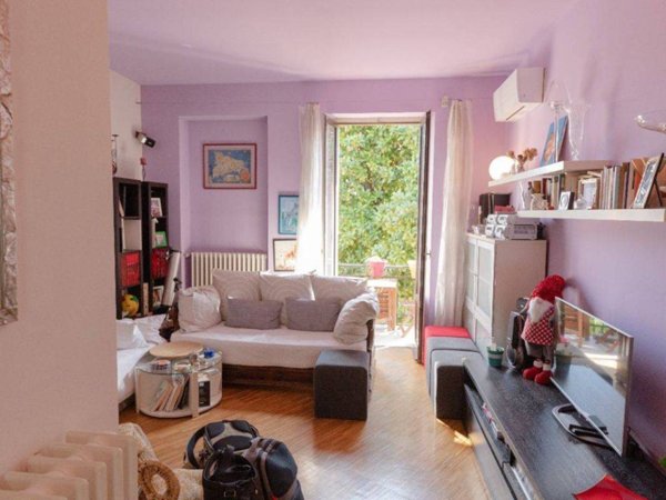 appartamento in vendita a Milano in zona Baggio