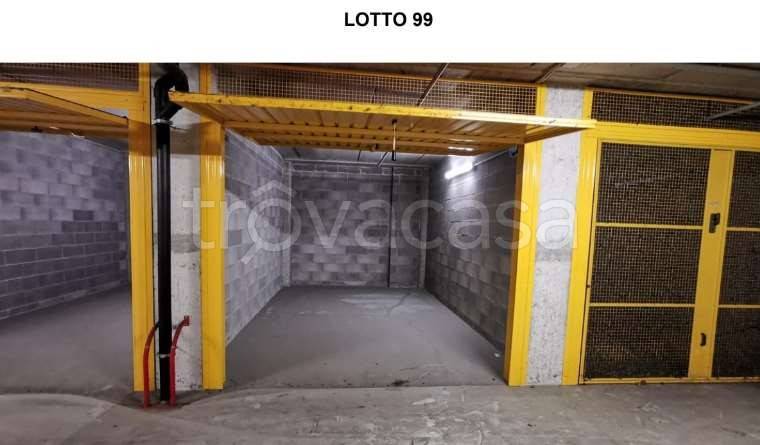 appartamento in vendita a Milano in zona Dergano