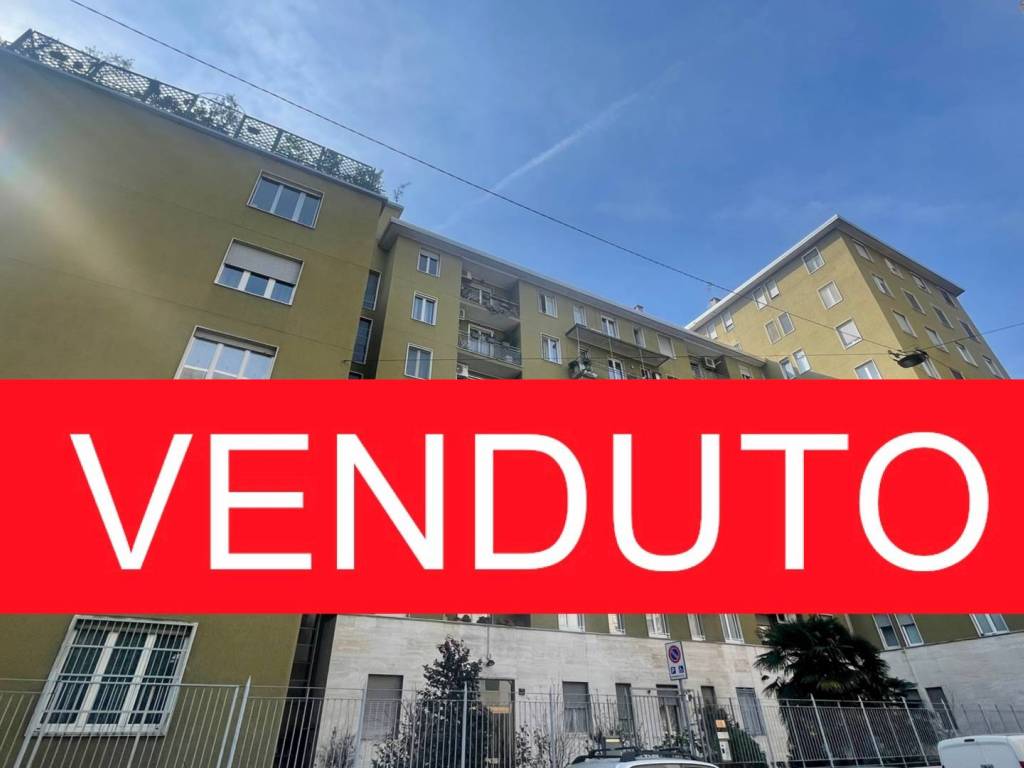 appartamento in vendita a Milano in zona Calvairate