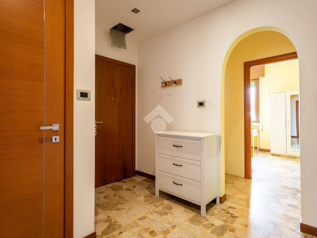 appartamento in vendita a Milano in zona Dergano