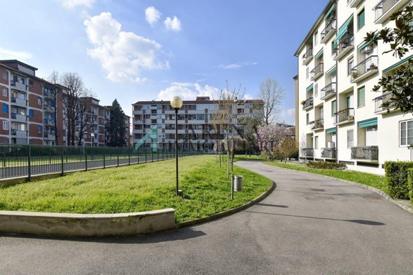 appartamento in vendita a Milano in zona Forlanini