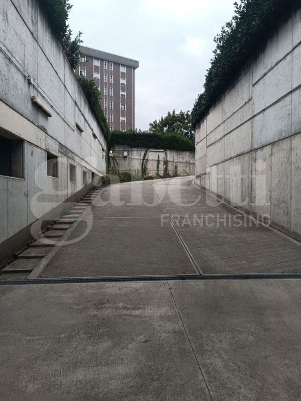 casale in vendita a Milano in zona Musocco