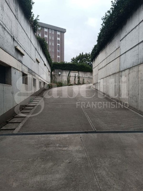 casale in vendita a Milano in zona Musocco