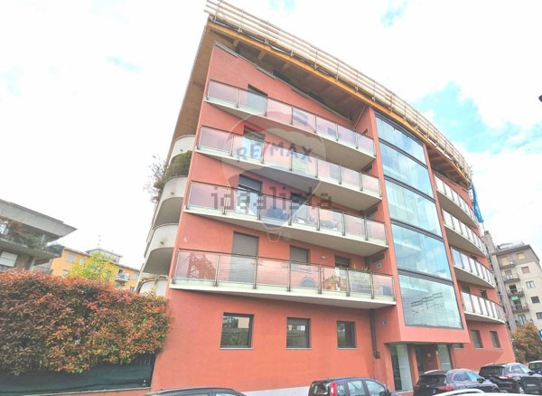 appartamento in vendita a Milano in zona Dergano
