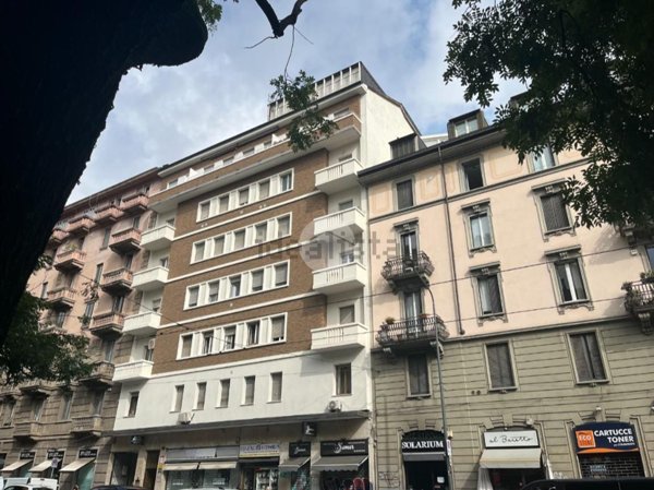 appartamento in vendita a Milano in zona XXII Marzo
