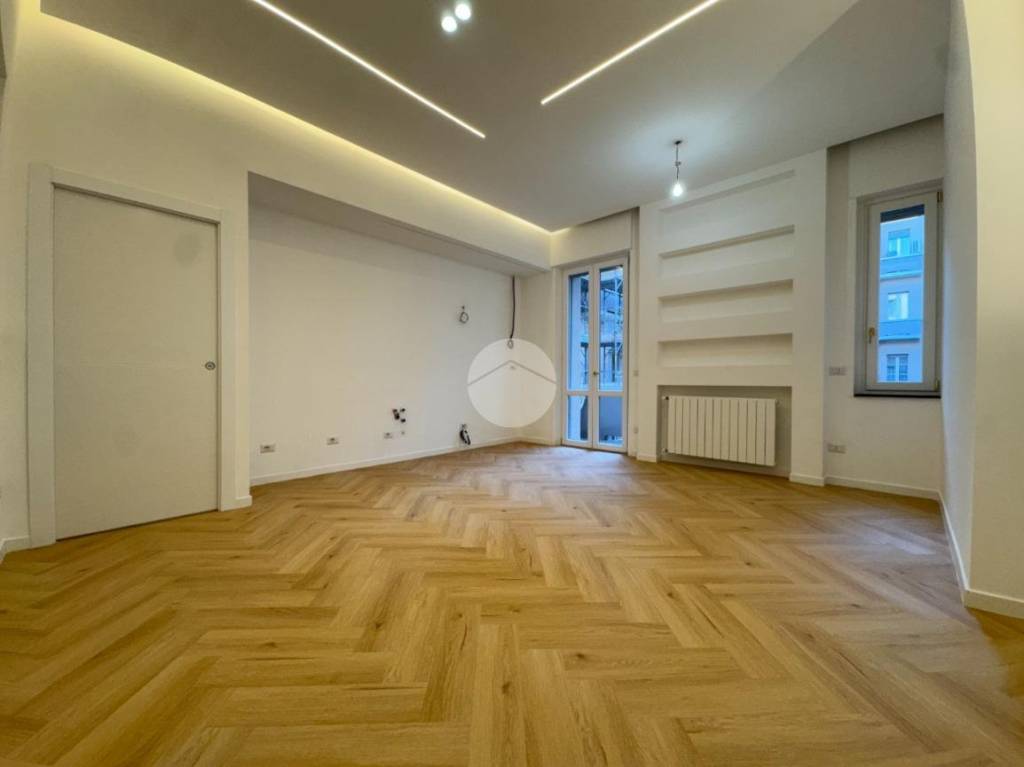 appartamento in vendita a Milano in zona XXII Marzo