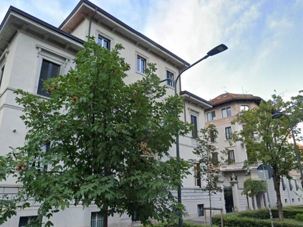 appartamento in vendita a Milano in zona Solari