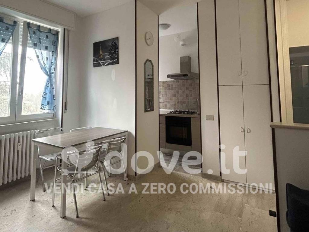 appartamento in vendita a Milano in zona Baggio